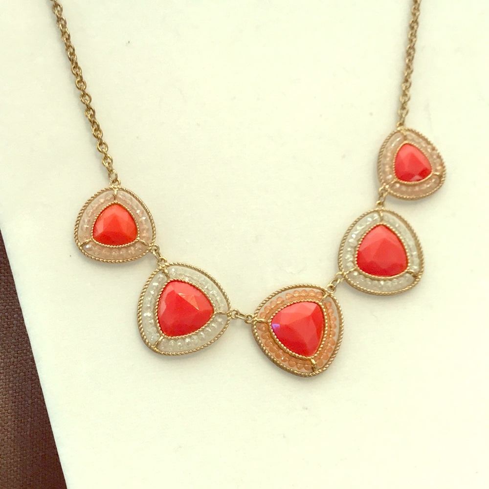 ‎Necklace